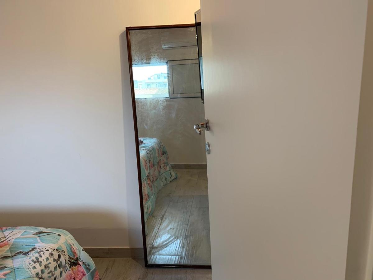 Deni'S Apartments Per 4 Syracuse Екстер'єр фото